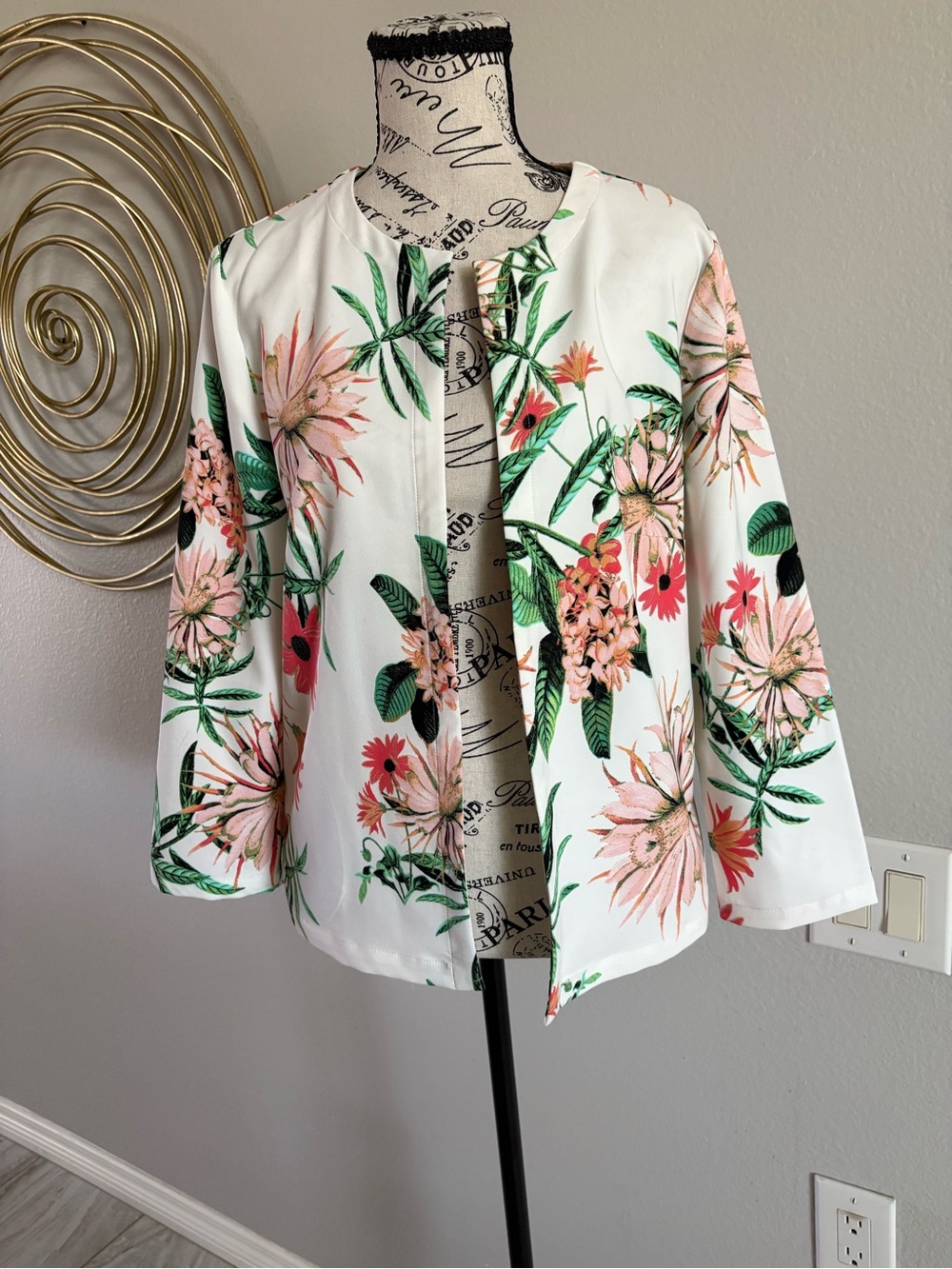 Chico's White Floral Open-Front Blazer with Pink & Green Botanicals